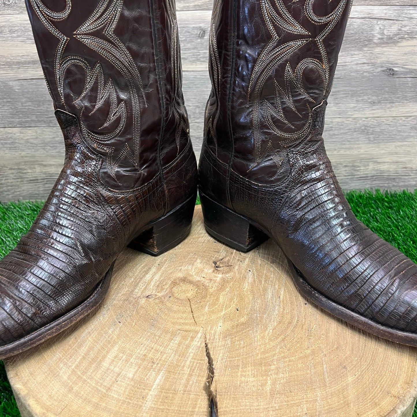 Dan Post Men - Size 10.5D - Vintage Chocolate Brown Lizard Cowboy Boots 6862