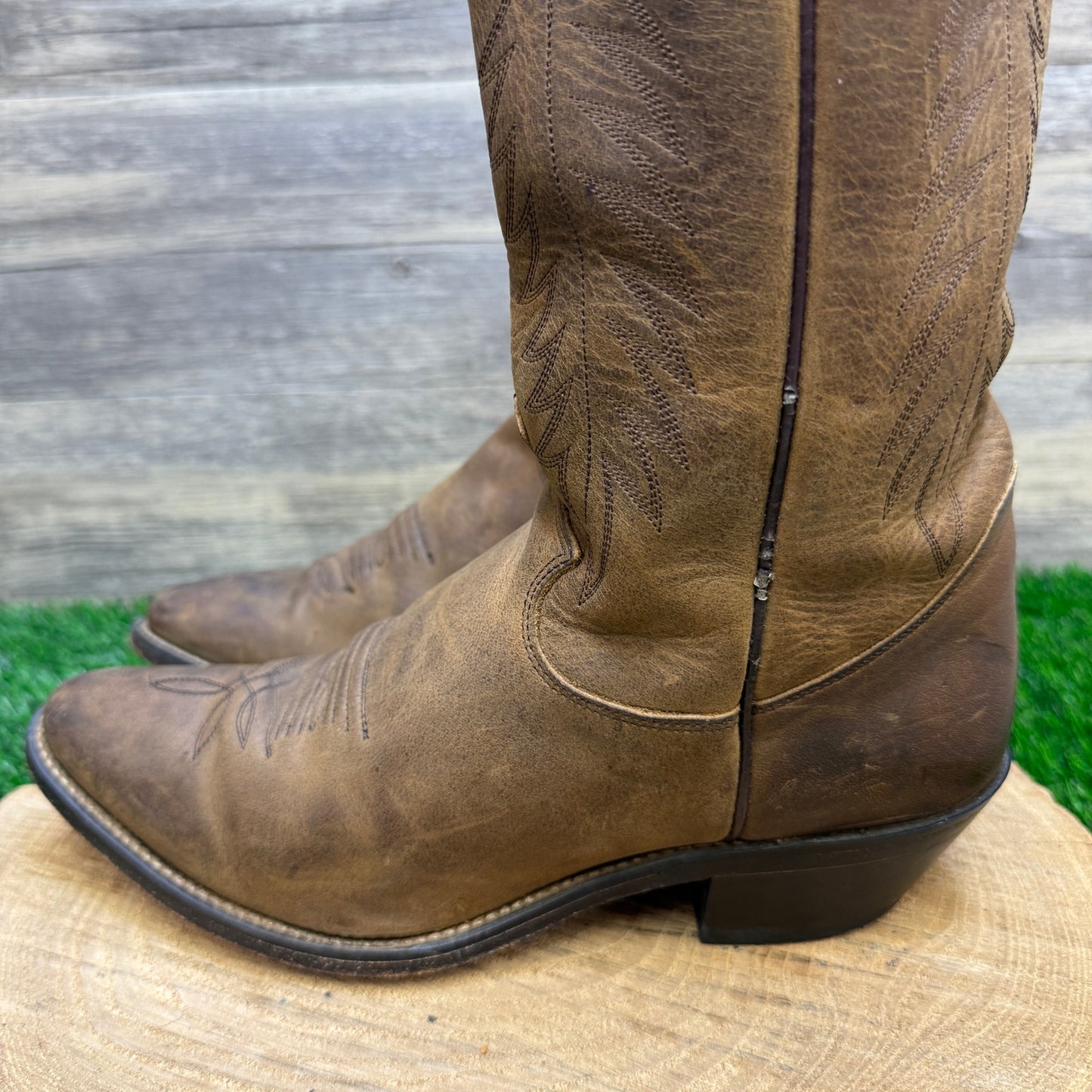 Justin Women - Size 8B - Brown Apache Cowboy Boots Style L4934