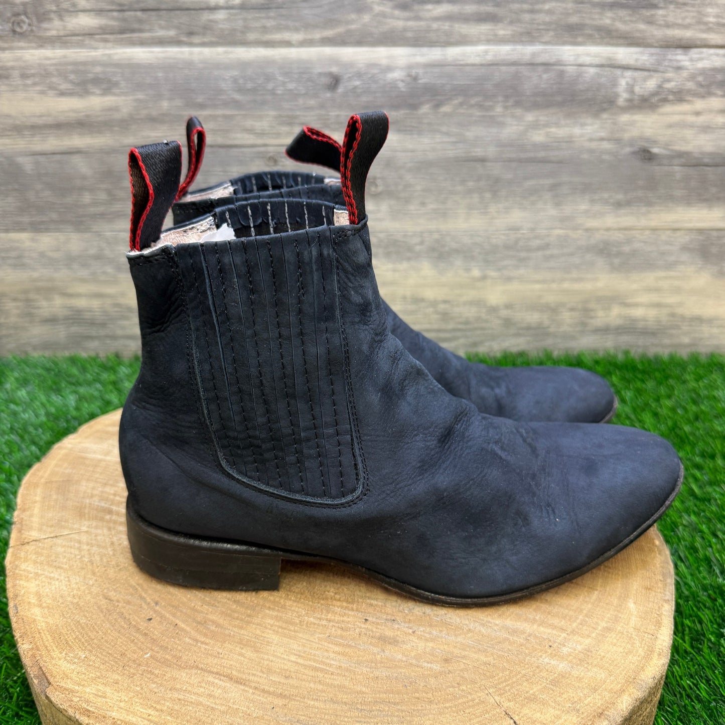 Unknown Women - Size 6 - Black Suede Ankle Boots