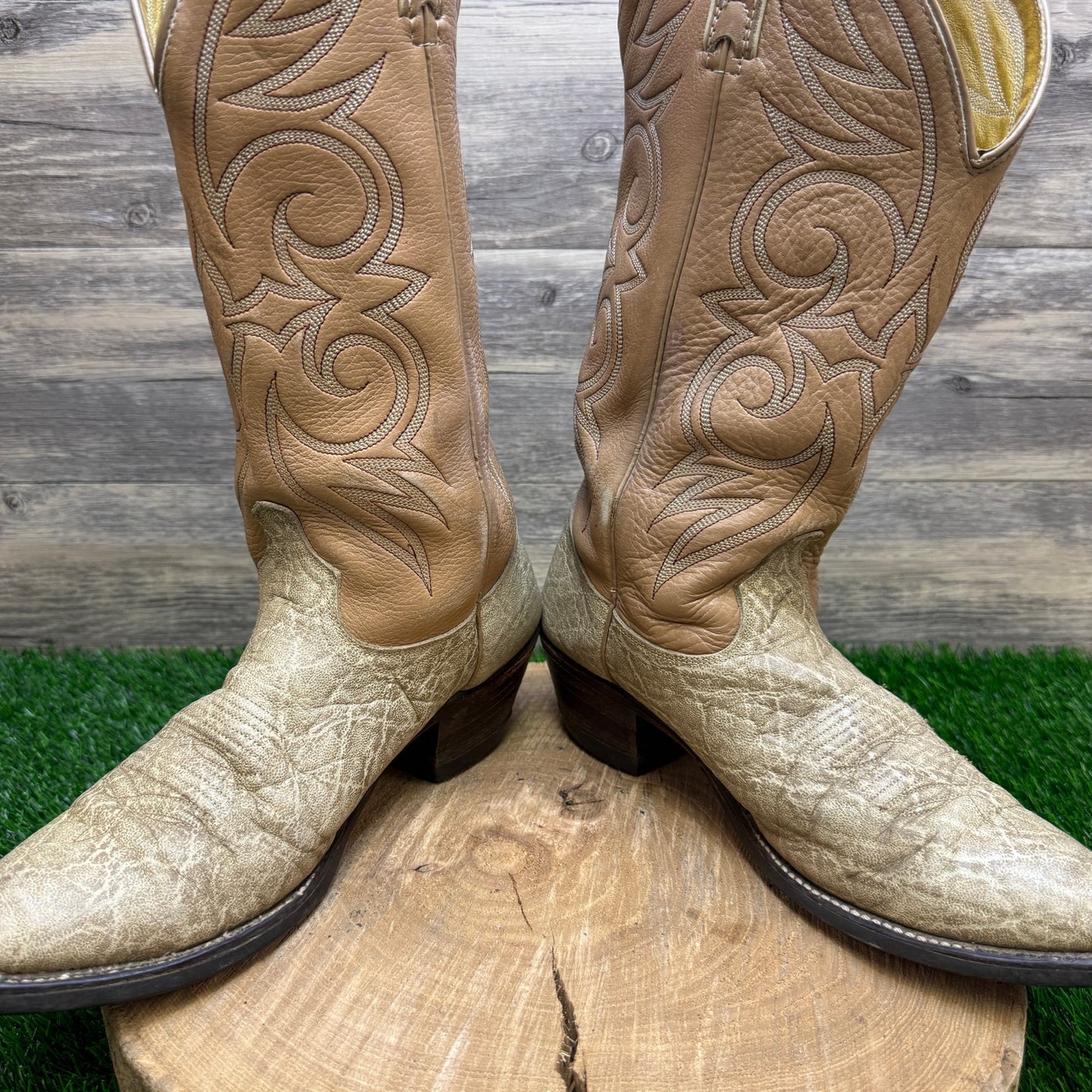 Acme Royal Men - Size 10D - Vintage Beige/Tan Exotic Cowboy Boots Style 6302