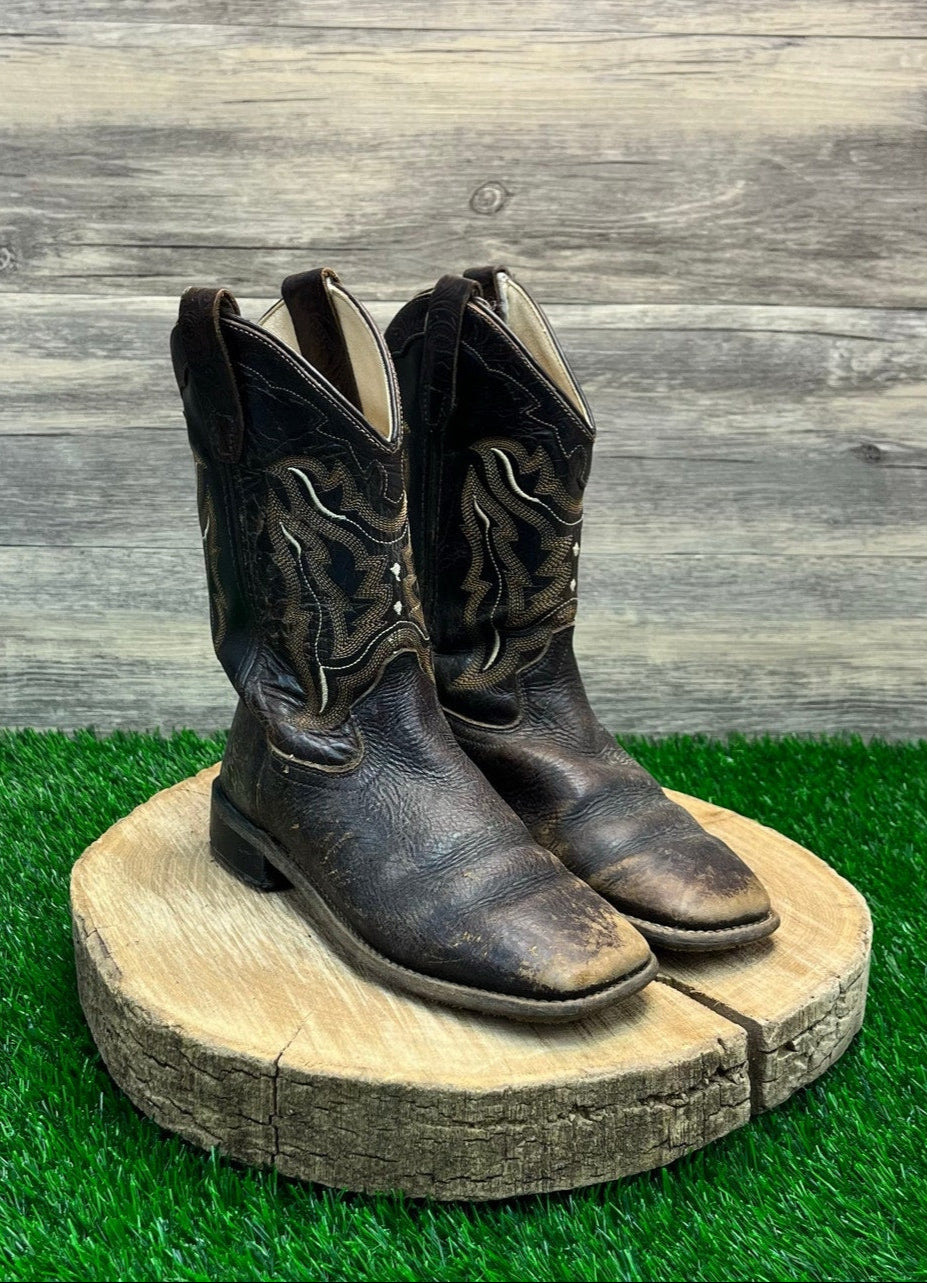 Old West Youth - Size 2.5 - Brown Square Toe Cowboy Boots Style BSC1827