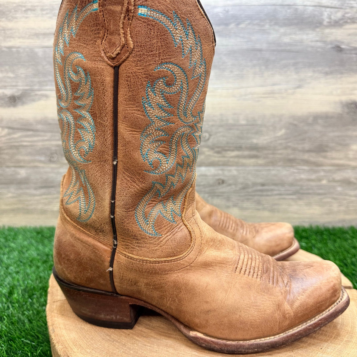 Nocona Women - Size 8B - Tan Bluebonnet Square Toe Cowboy Boots L5009