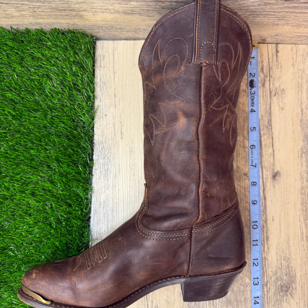 Durango Women - Size 7.5M - Chocolate Slouch Toe Plate Cowboy Boots 19070