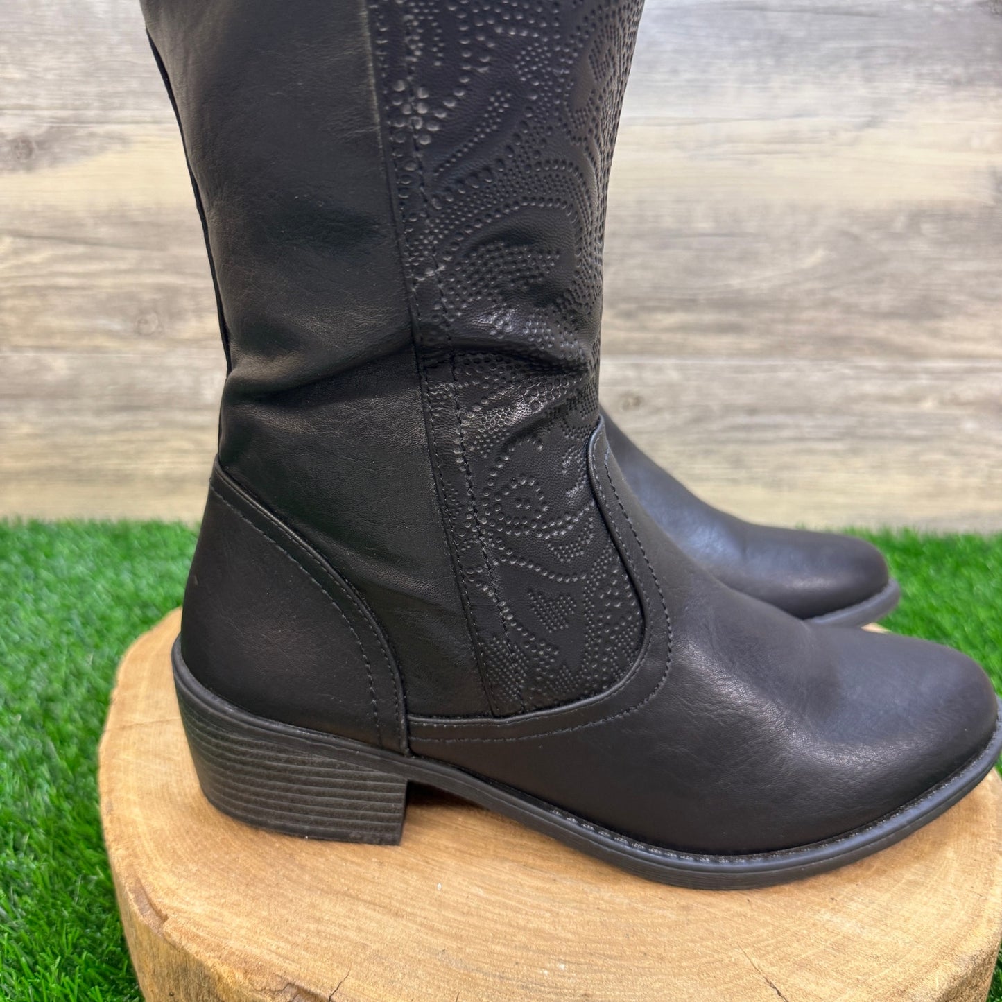 Easy Street Women - Size 9.5M - Black Tall Plus Calf Faux Leather Boots