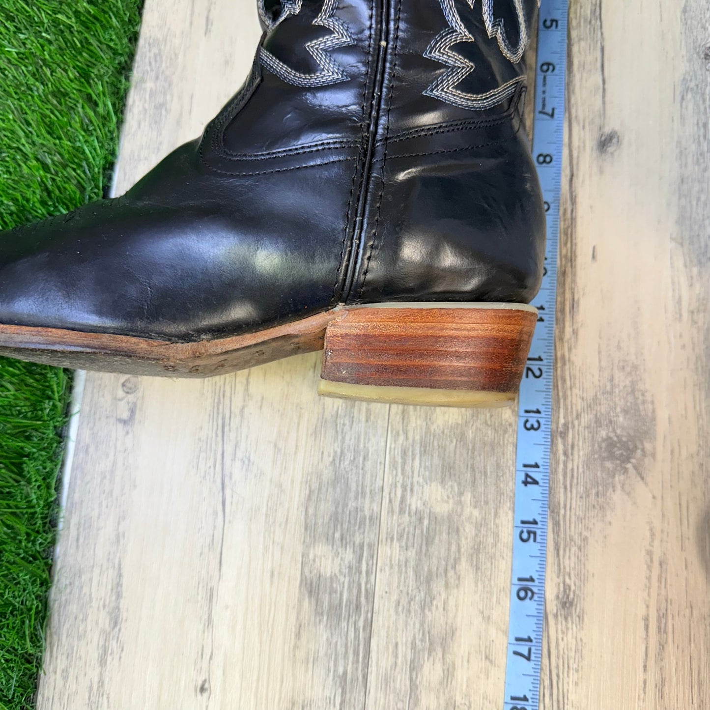 Sebastian’s Men - Size 9.5 - Black Cowboy Boots Made in Mexico