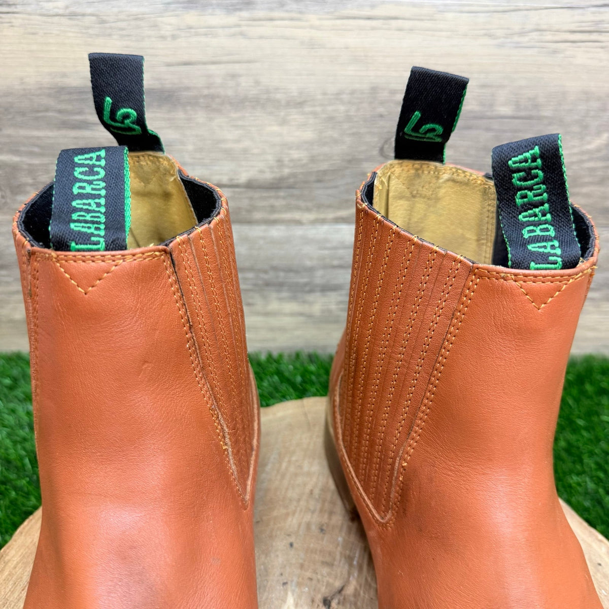 La Barca Men - Size 10 - Amber Square Ankle Boots