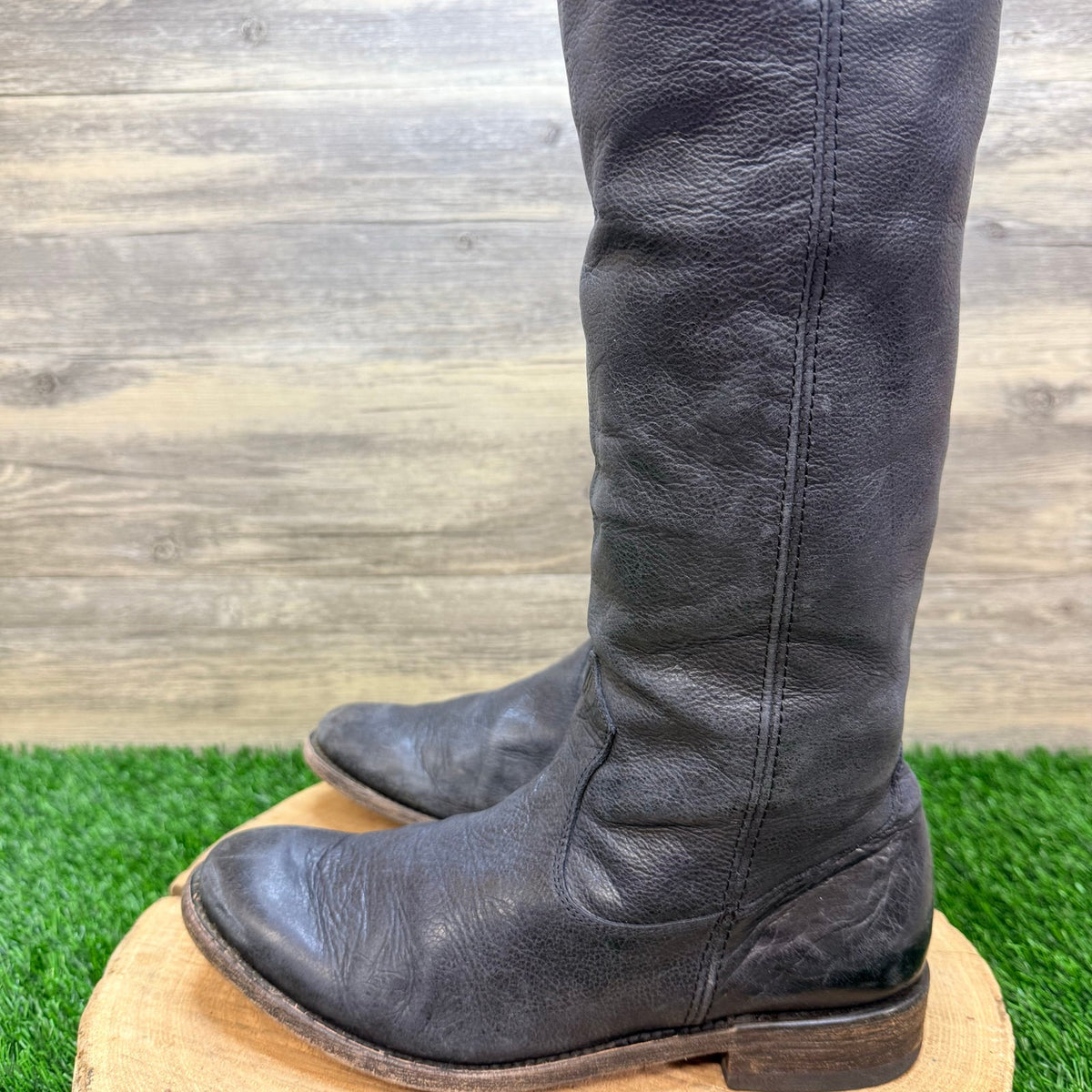 DV Women - Size 7 - Black Riding Boots