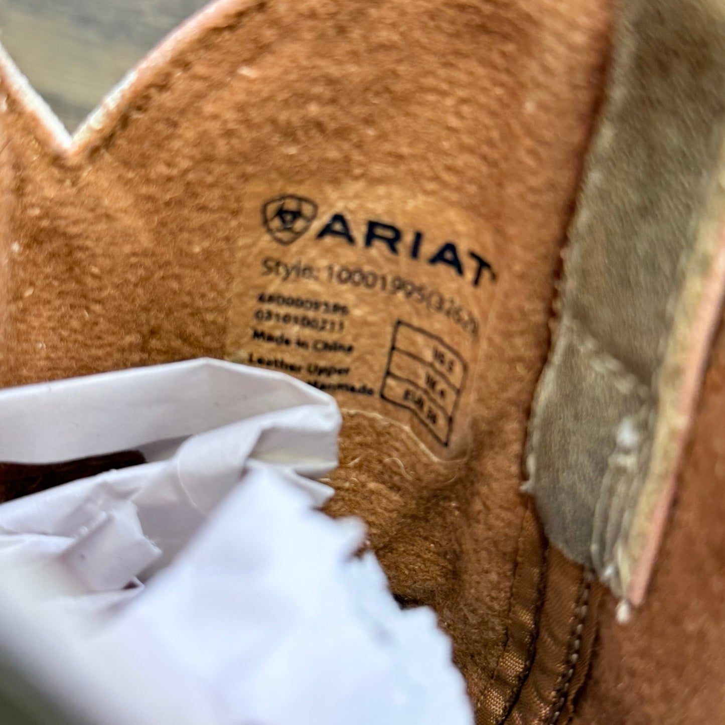 Ariat Youth - Size 5 - Tan/Cream Round Toe Cowboy Boots 10001995