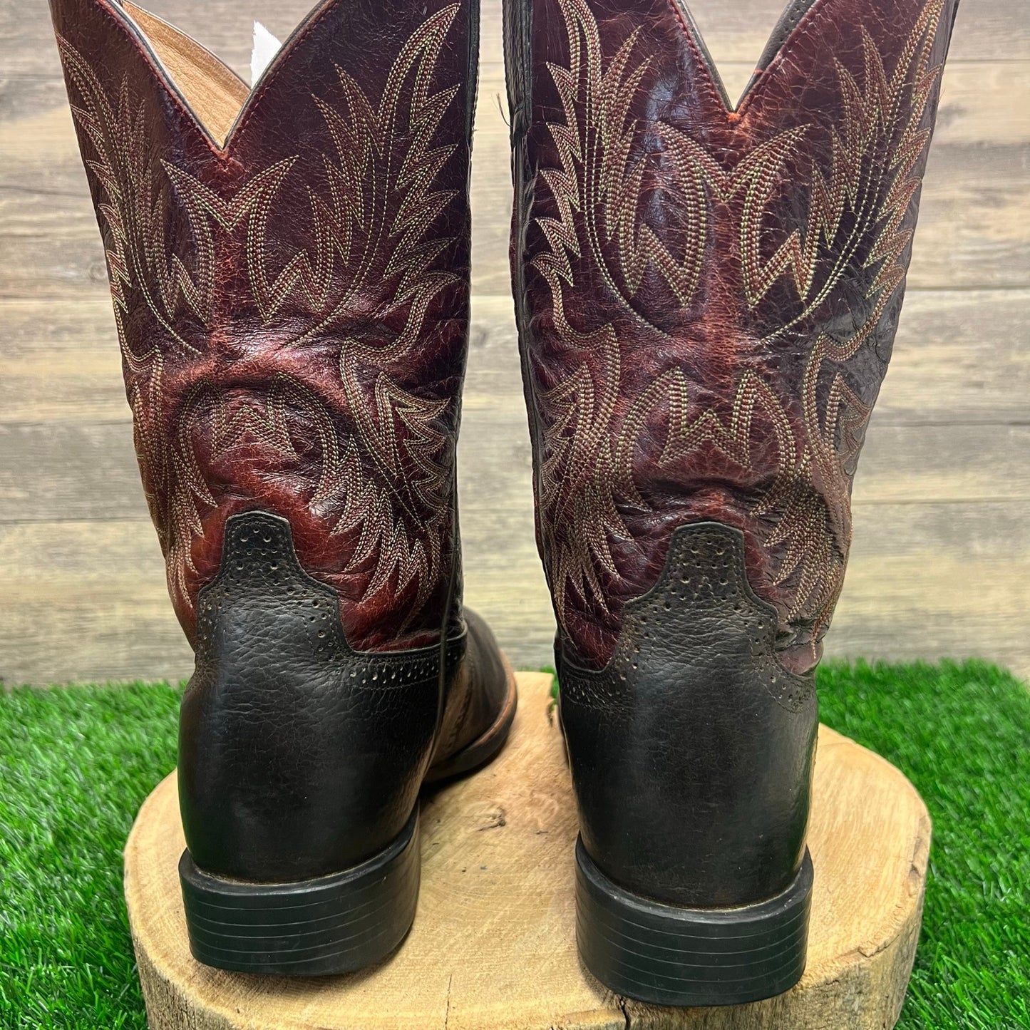 Ariat Men - Size 11.5D - Dark Brown / Red Round Toe Cowboy Boots 10007591