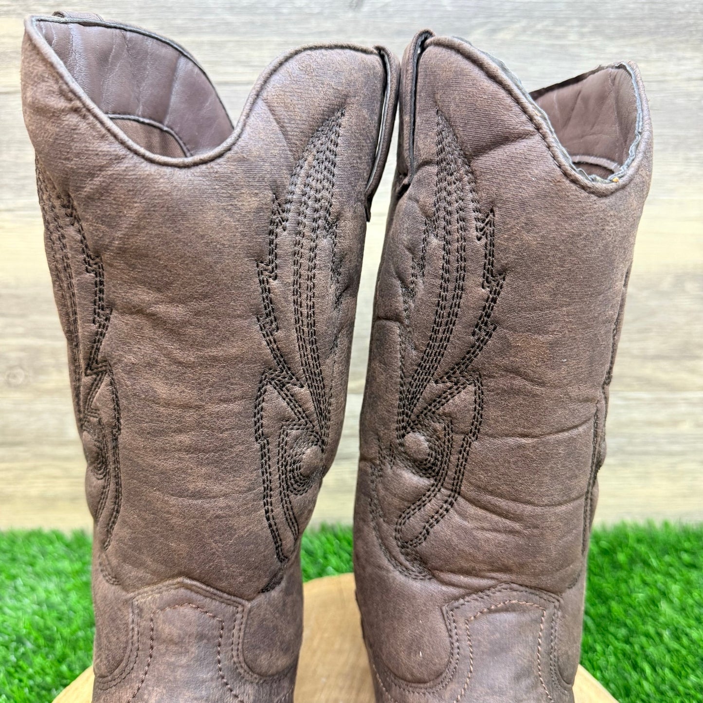 Unknown Women - Size 9 - Brown Faux Soft Leather Cowboy Boots 2222K