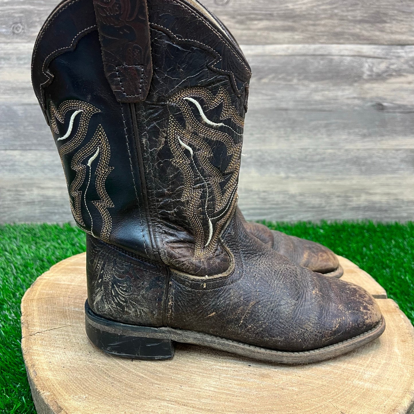 Old West Youth - Size 2.5 - Brown Square Toe Cowboy Boots Style BSC1827