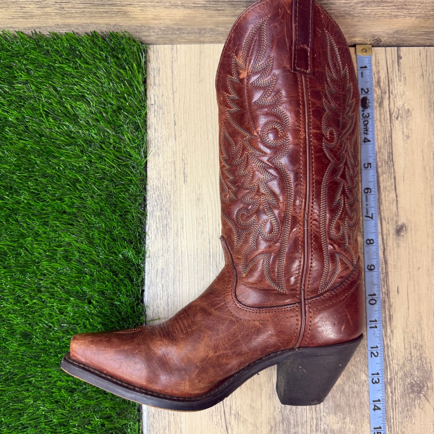 Laredo Women - Size 6M - Brown Snip Toe Western Cowboy Boots Style 51059
