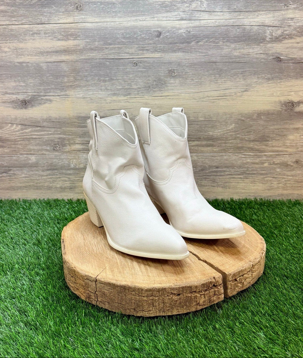 Crown & Ivy Women - Size 9.5M - White Faux Leather Ankle Boots Dolly