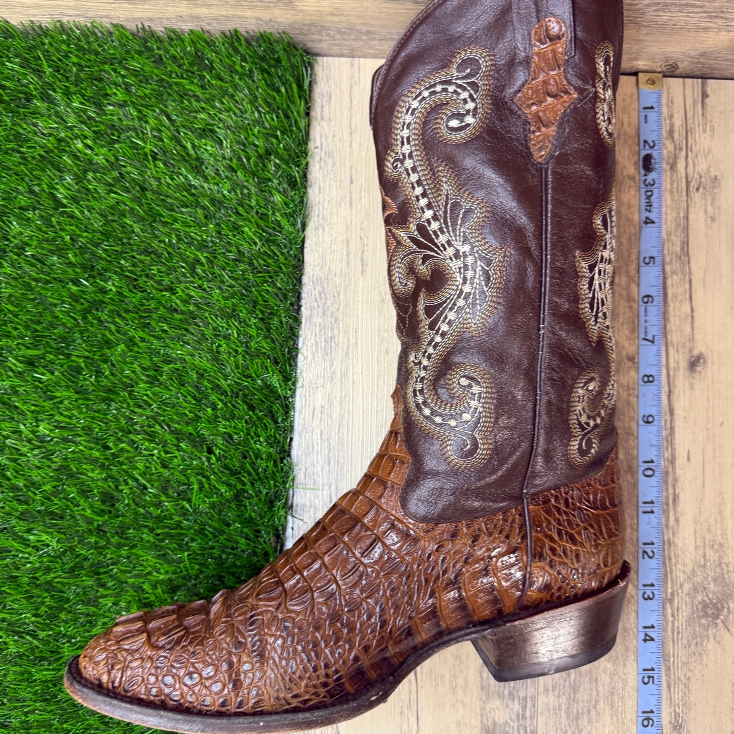 Ferrini Men - Size 10D - Brown Faux Hornback Gator Cowboy Boots Style 2506