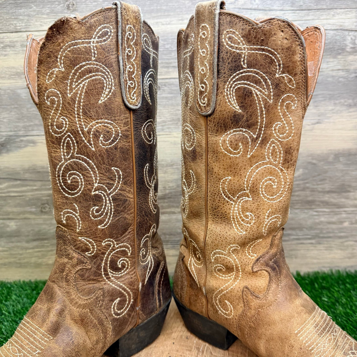 Justin Women - Size 8.5B - Brown Puma Western Cowboy Boots L2703