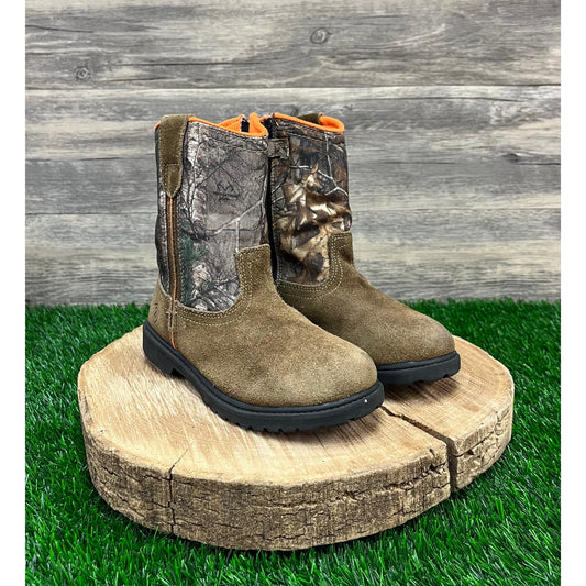 Game Winner Youth - Size 2D - Tan/Camo Suede Boots Style 211