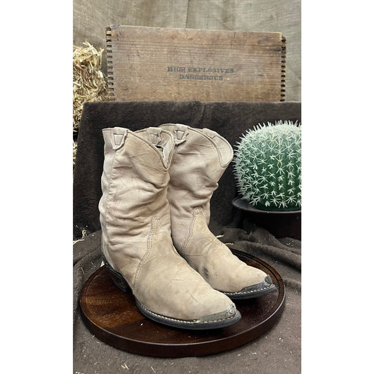 Unknown Women - Size 6M - Beige Soft Slouch Cowboy Boots Style 44256