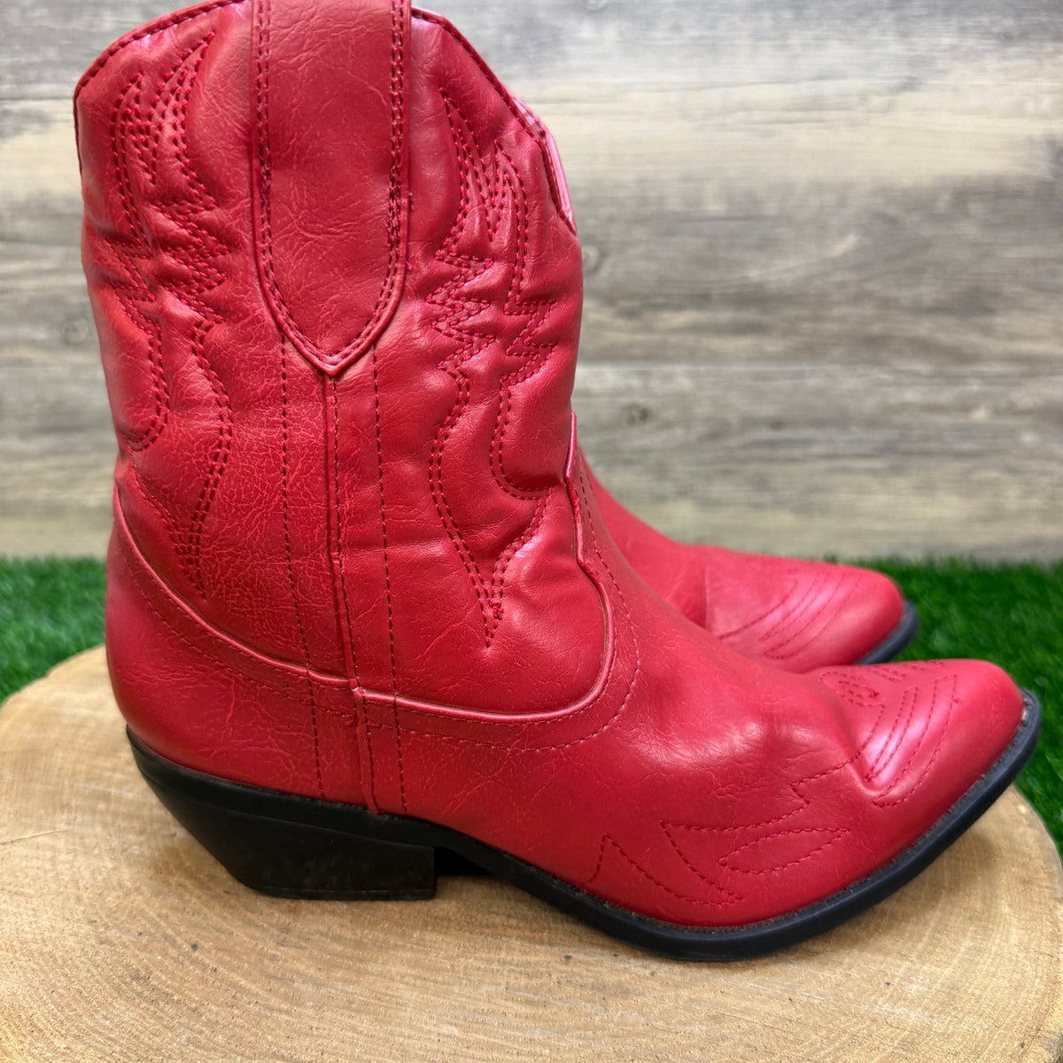 Soda Women - Size 7.5 - Red Faux Leather Ankle Boots
