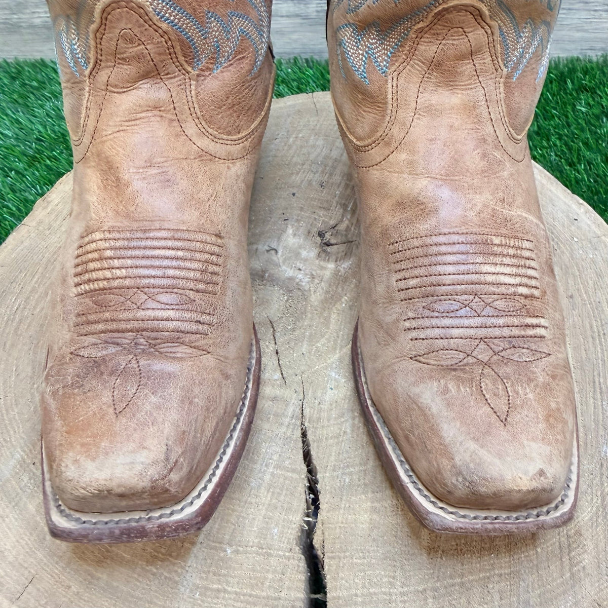 Nocona Women - Size 8B - Tan Bluebonnet Square Toe Cowboy Boots L5009