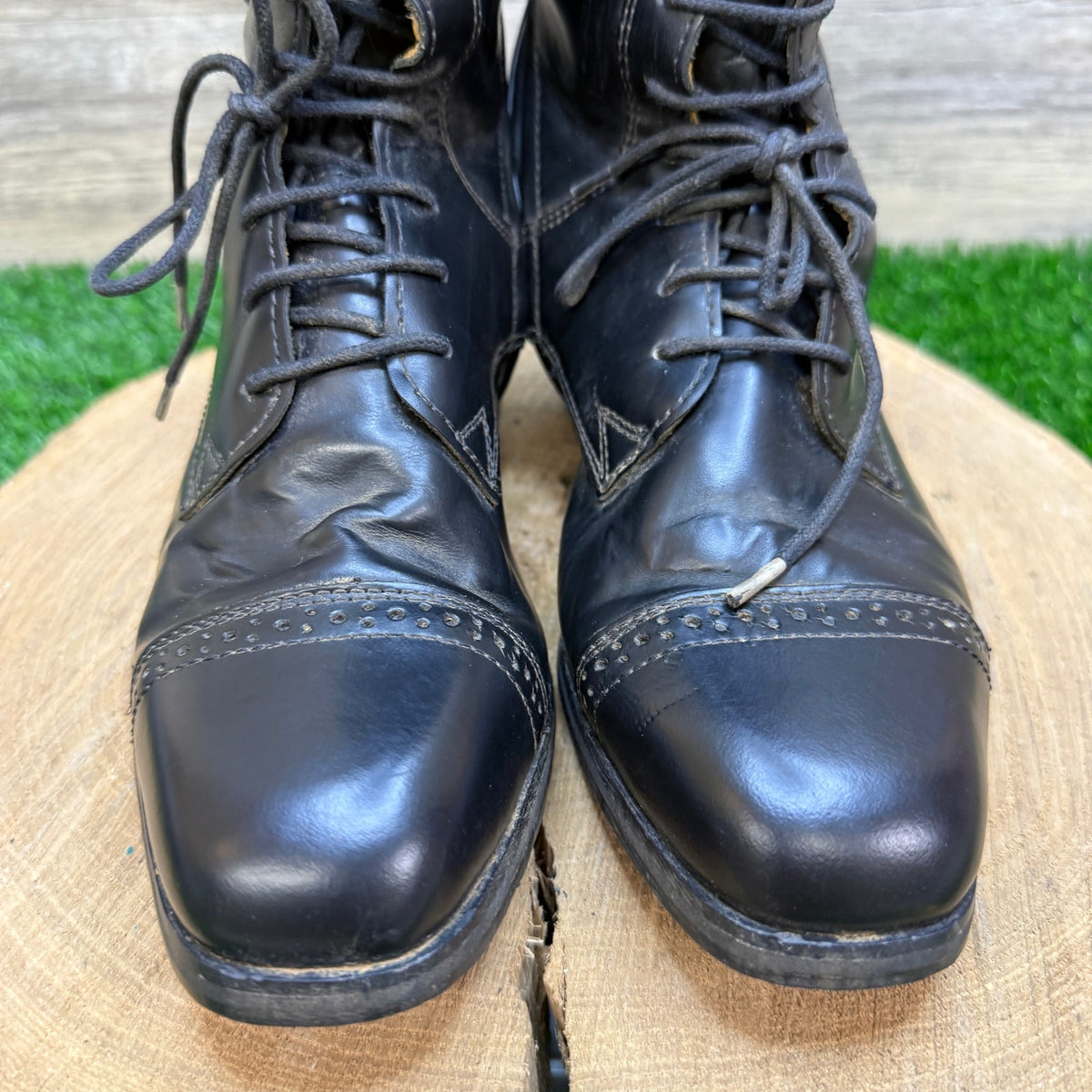 Tuff Rider Women - Size 7 - Black Leather Tall Riding Boots Style 30085