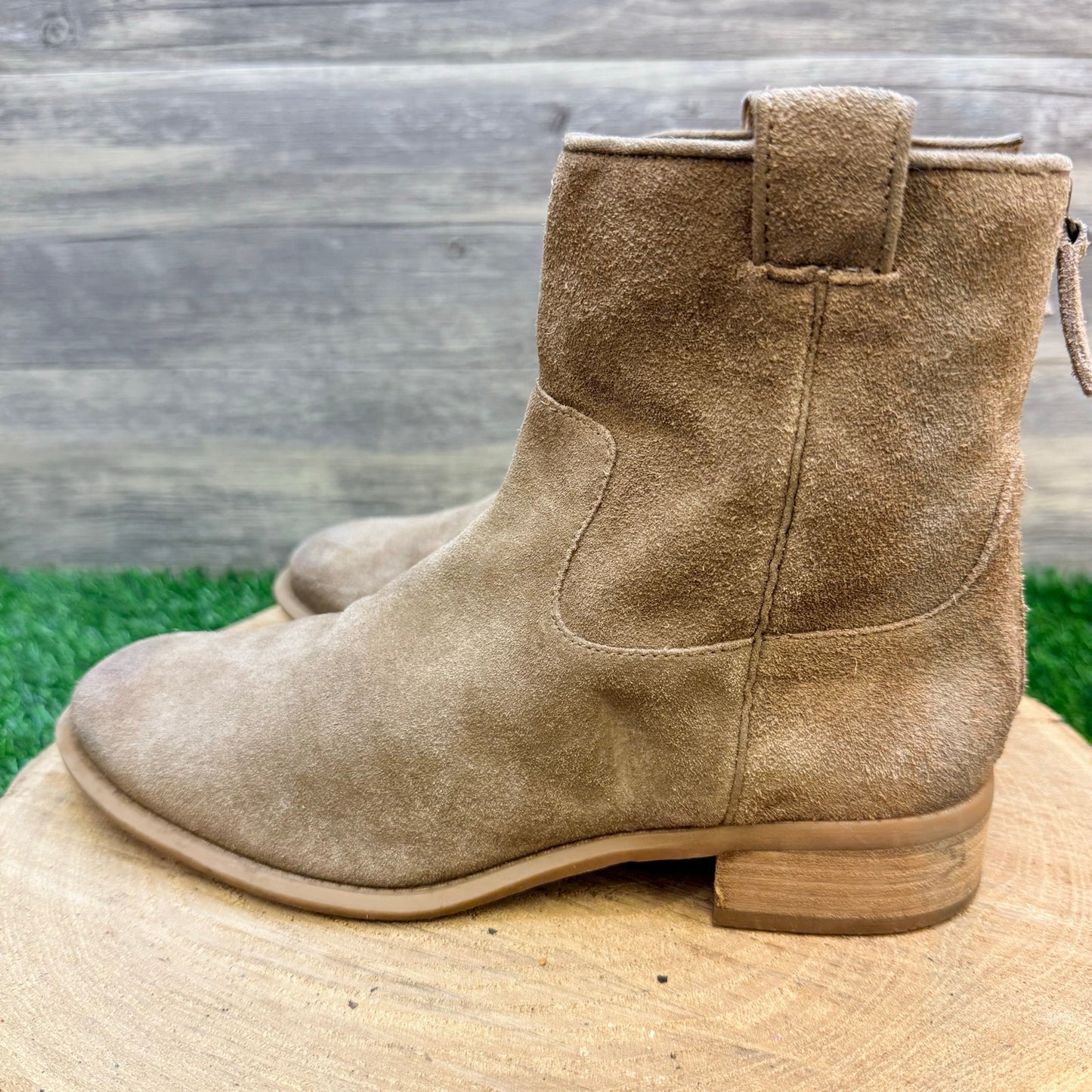 Nine West Women - Size 8M - Tan Suede Ankle Zipper Boots NW Jareth