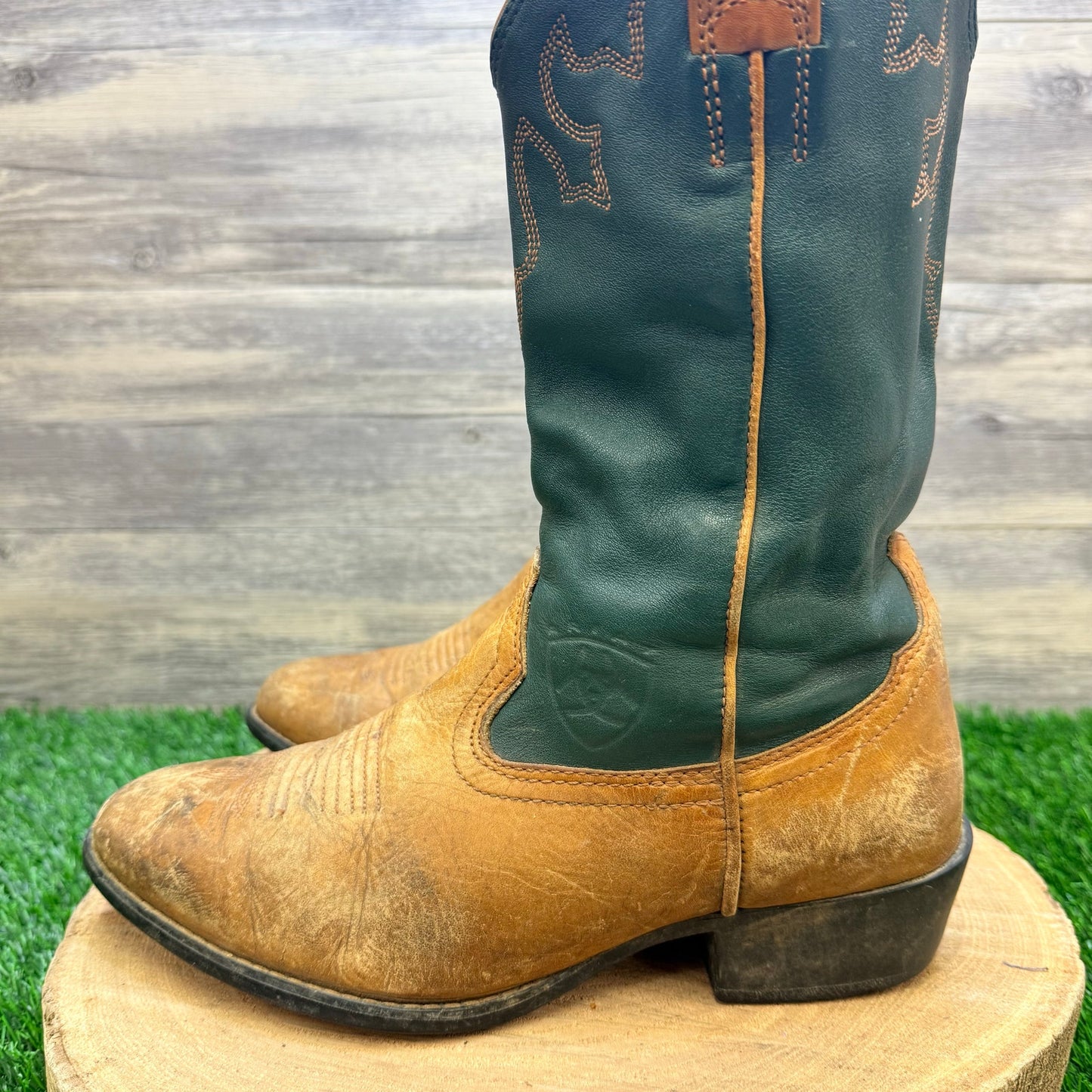 Ariat Men - Size 8 - Brown / Green ATS Tech Cowboy Boots 34289