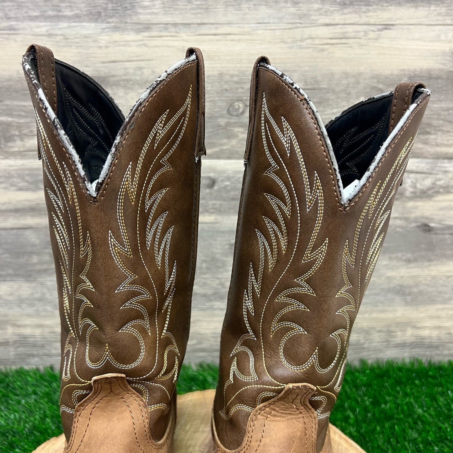 Laredo Women - Size 9M - Brown Cowboy Boots 5742