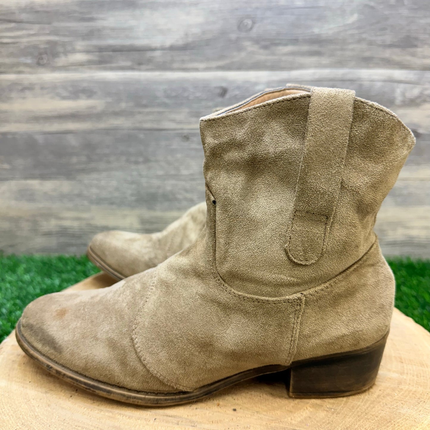 Jolimall Women - Size 8 - Tan Faux Leather Ankle Boots