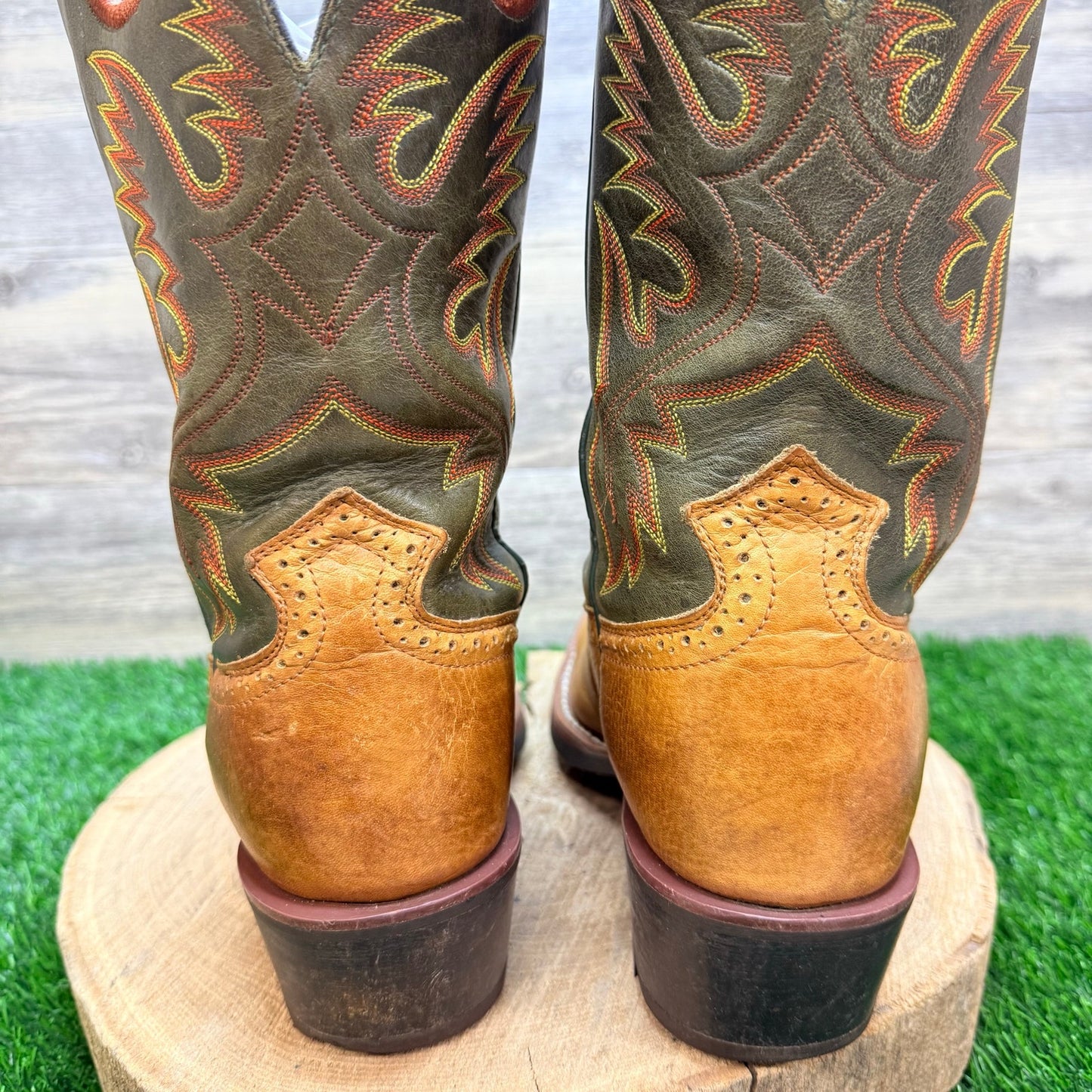 Ariat Men - Size 9EE - Tan/Green Square Toe Western Cowboy Boots 34876