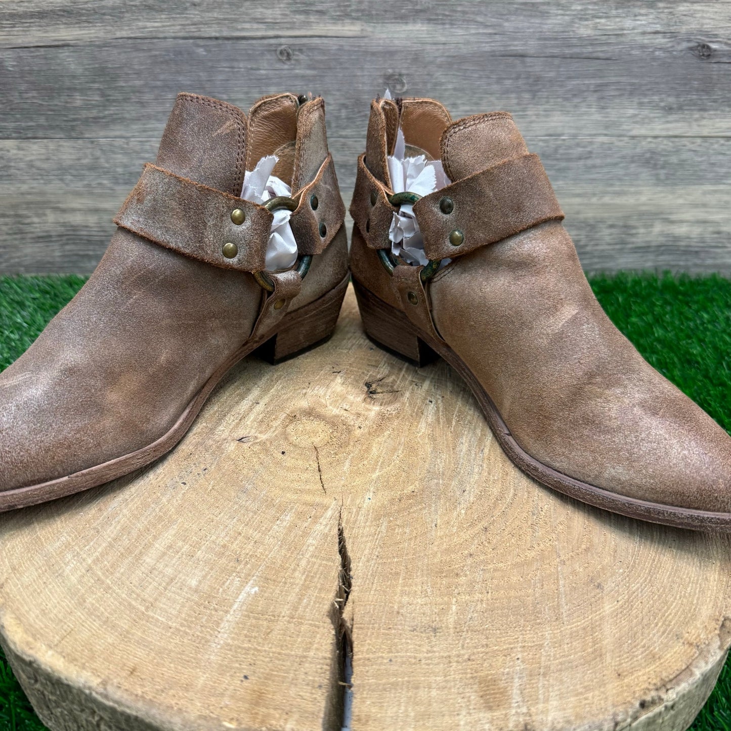 Frye Women - Size 6.5M - Tan Suede Ankle Boots Style 3470395