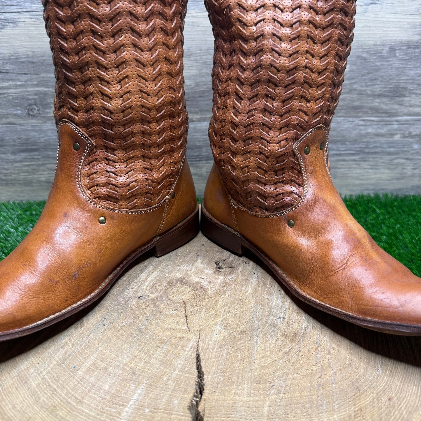 Frye Women - Size 7.5B - Carmel Weave Riding Boots Style 77970