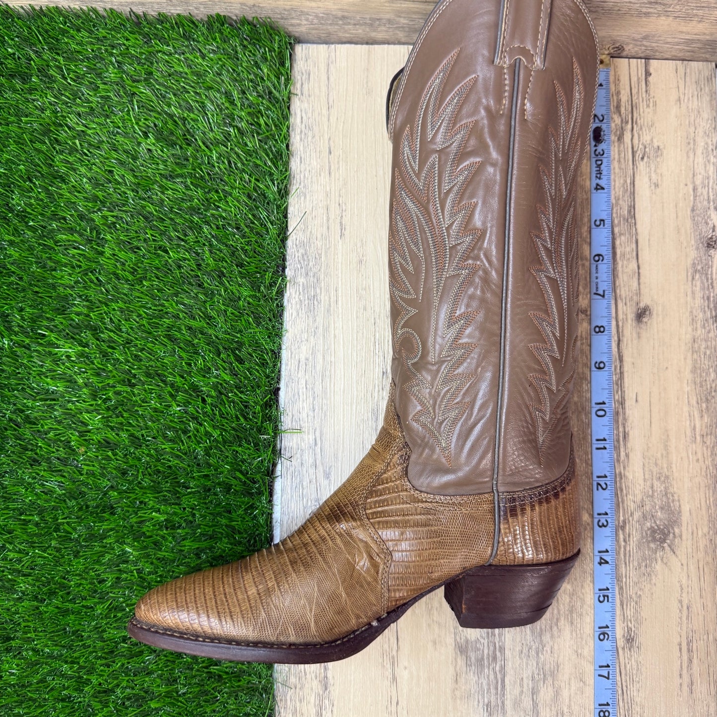 Justin Women - Size 7.5B - Vintage Tan Lizard Western Cowboy Boots Style L4701