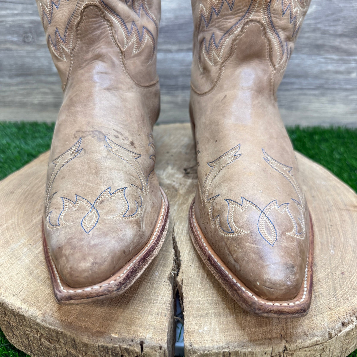 Nocona Men - Size 10B - Tan/Blue Stitching Western Cowboy Boots Style L02732