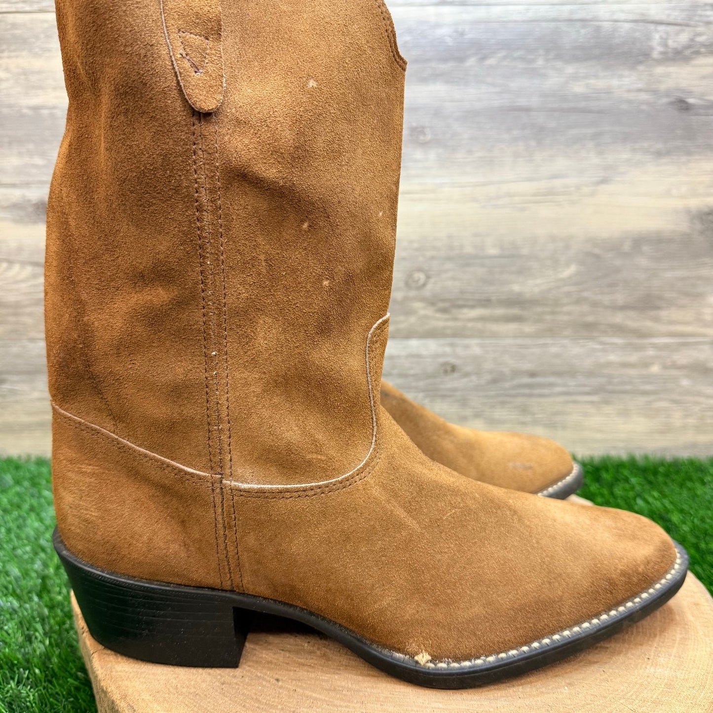 Unknown Men - Size 11 - Tan Suede Western Cowboy Boots 1011