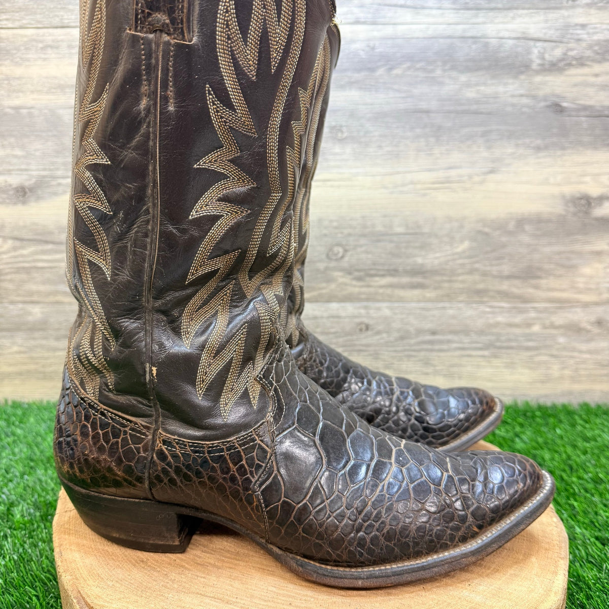 Justin Men - Size 10D - Vintage Chocolate Preban Sea Turtle Cowboy Boots 9202
