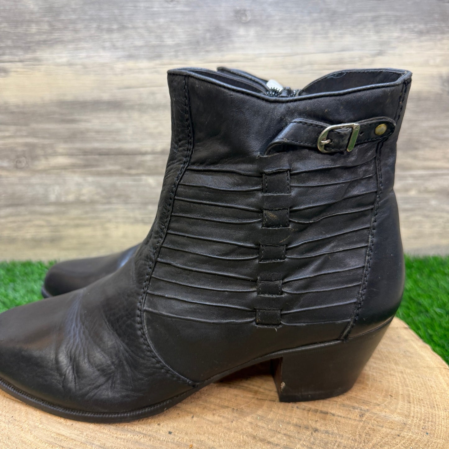 Father & Son Women - Size 11 - Vintage Black Ankle Zipper Boots Style 11028