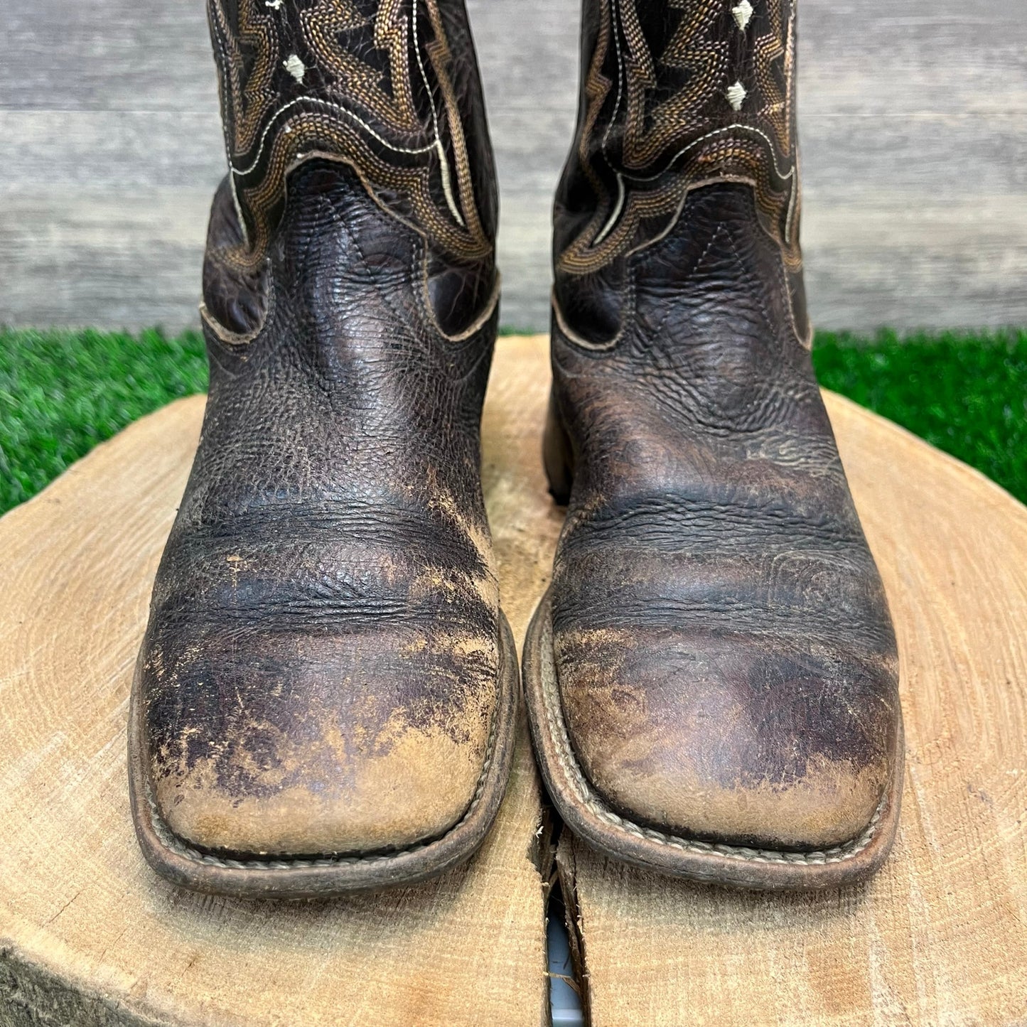 Old West Youth - Size 2.5 - Brown Square Toe Cowboy Boots Style BSC1827