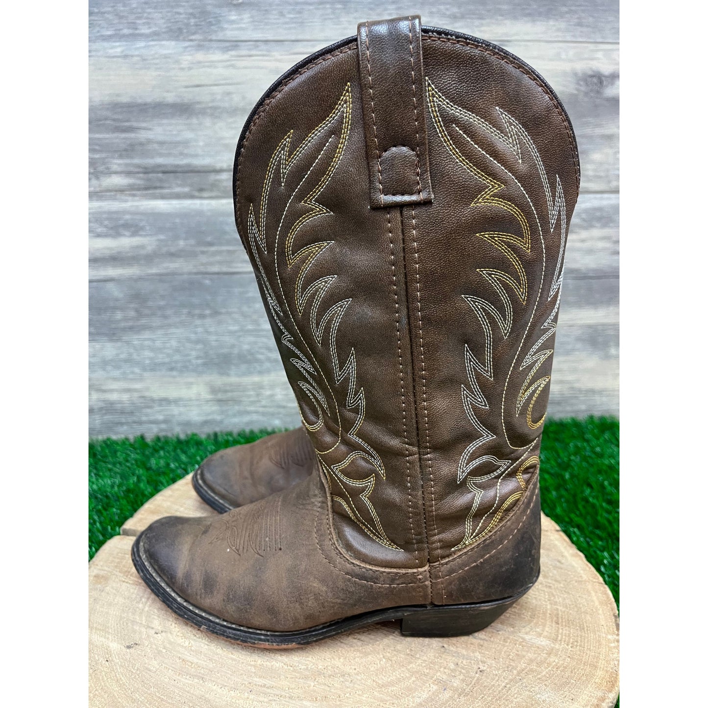 Laredo Women - Size 6M - Brown Cowboy Boots Style 5742