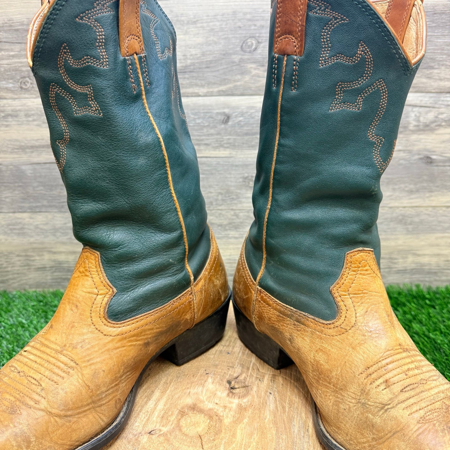 Ariat Men - Size 8 - Brown / Green ATS Tech Cowboy Boots 34289