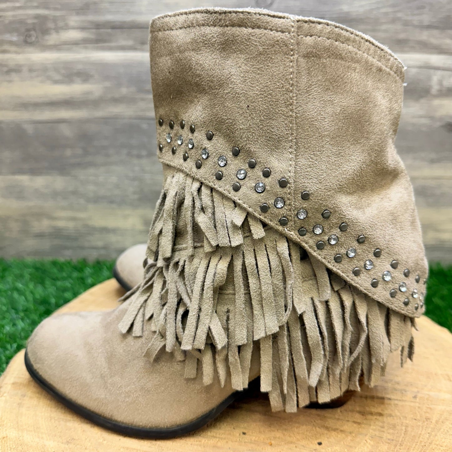 Not Rated Women - Size 8 - Tan Fringe Studded Faux Suede Boots 277