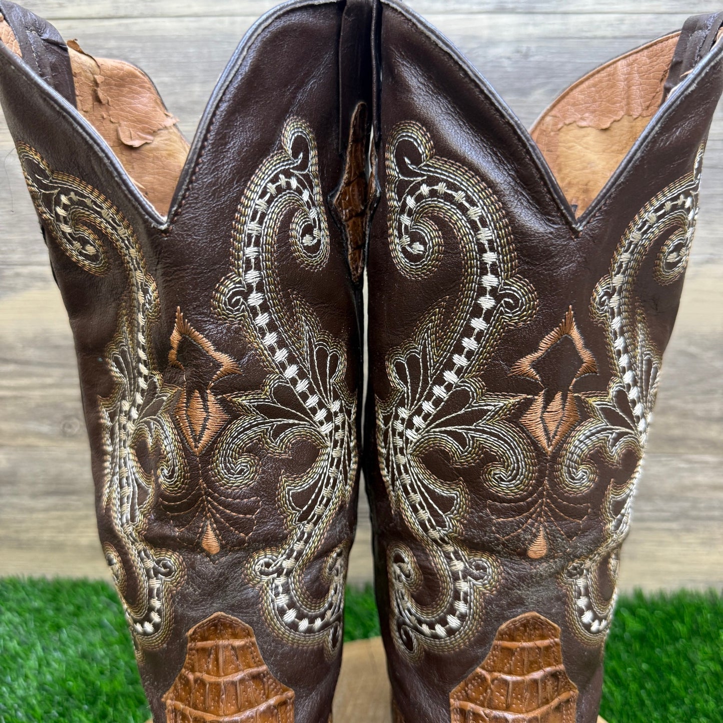 Ferrini Men - Size 10D - Brown Faux Hornback Gator Cowboy Boots Style 2506