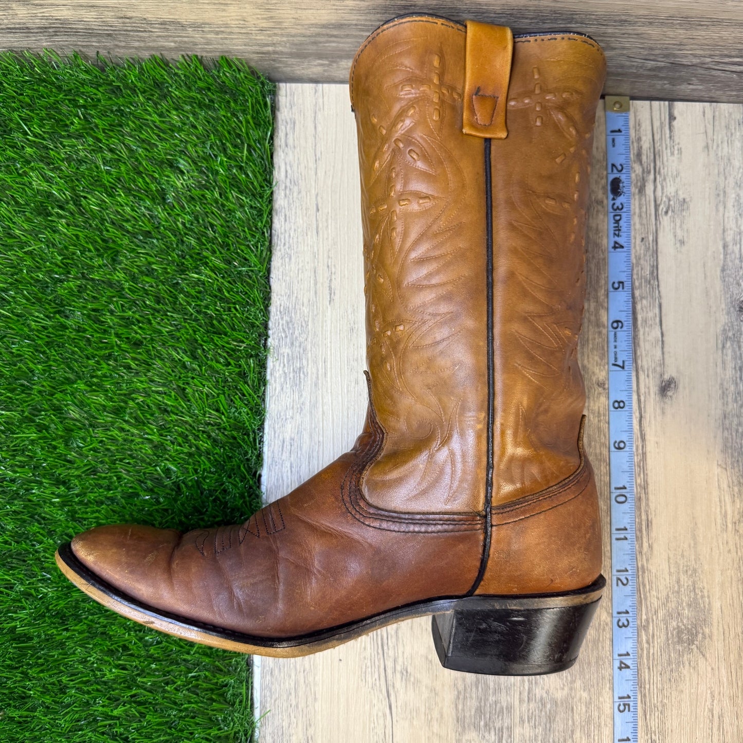 Acme Men - Size 9D - Vintage Tan Cowboy Boots Style 157
