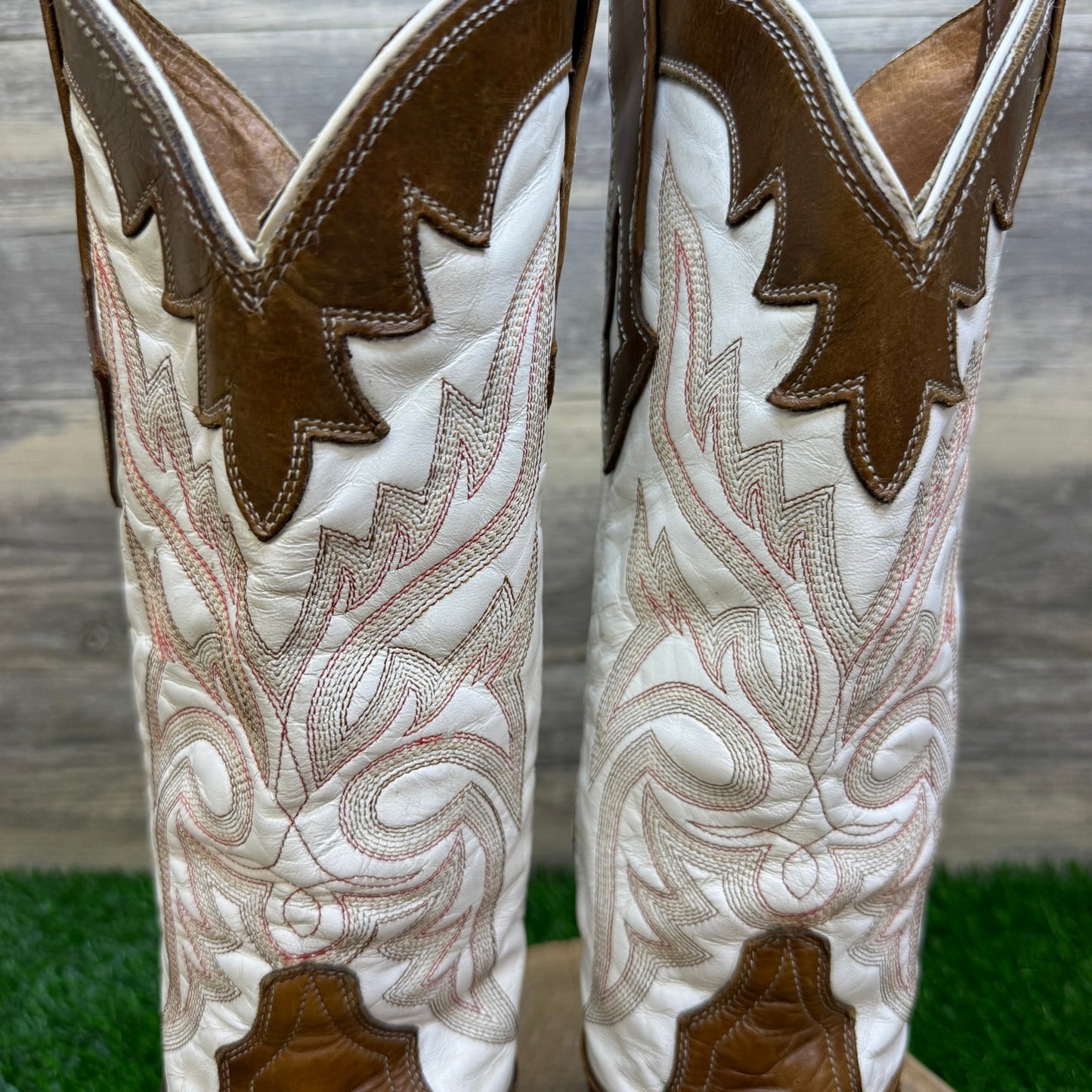 Resistol Ranch Women - Size 8B - Tan/White Square Toe Cowboy Boots M3603