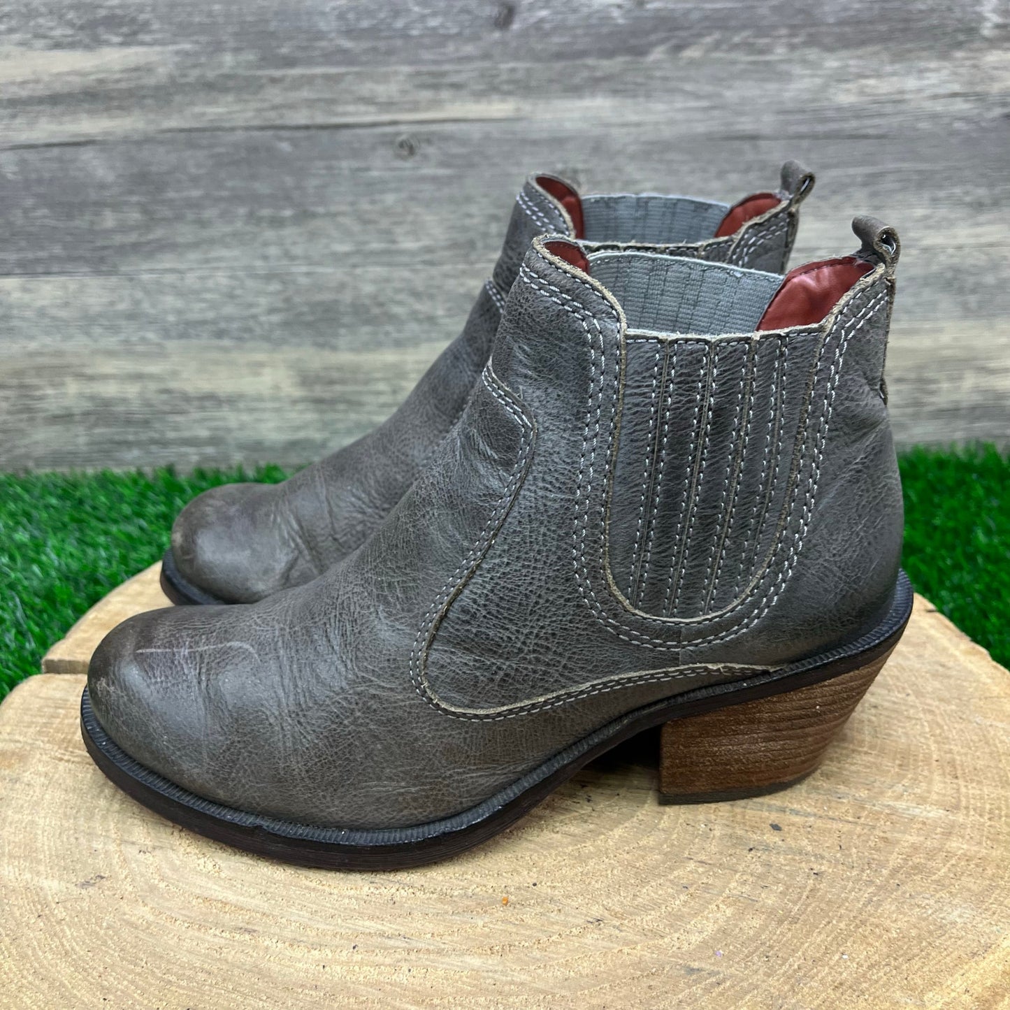 Luxury Rebel Women - Size 6 - Gray Ankle Boots