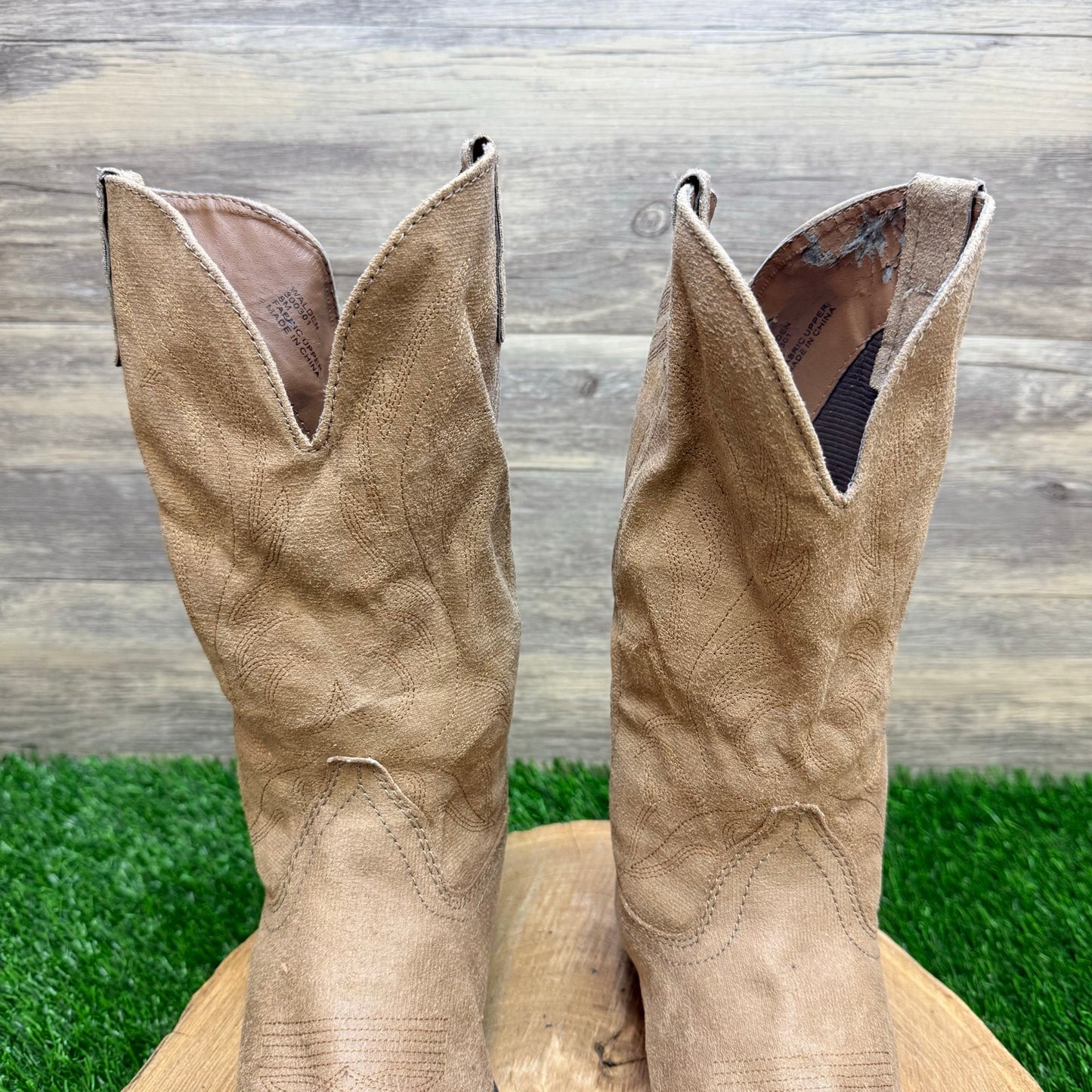 Rampage Women - Size 8M - Beige Faux Leather Cowboy Boots Walden 300301