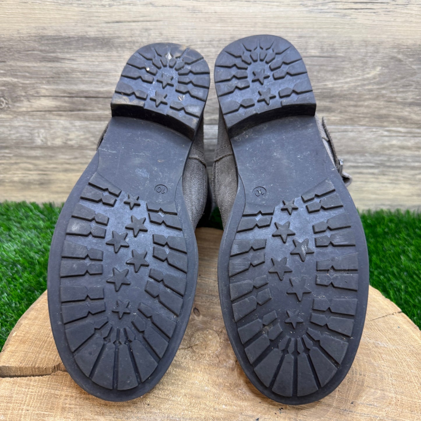 Unknown Women - Size 10M - Gray Suede Harness Ankle Boots Style Vail