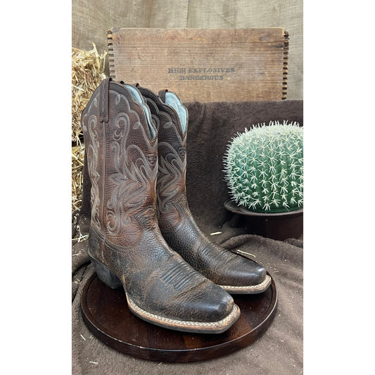 Ariat Women - Size 7.5B - Brown Square Toe Cowboy Boots Style 10001046