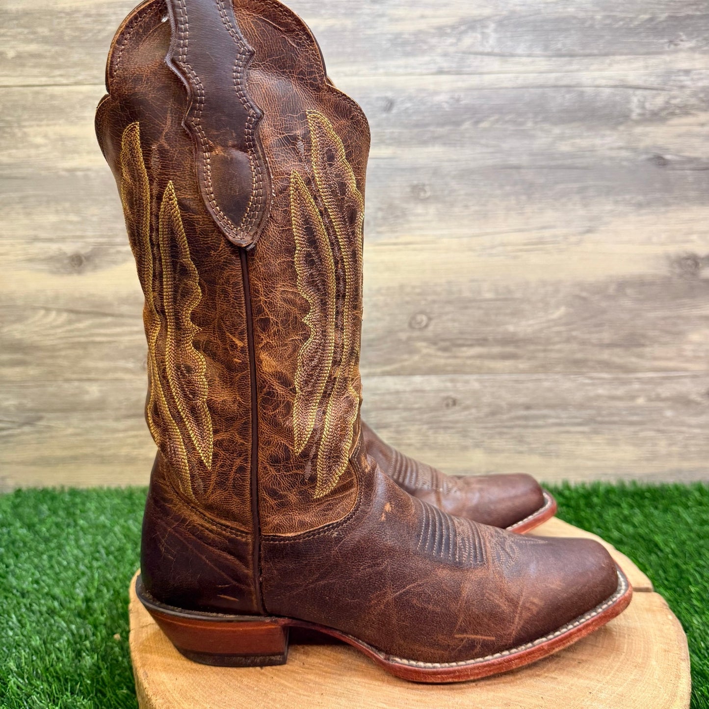 Justin Women - Size 7.5M - Chocolate Square Toe Western Cowboy Boots L2680