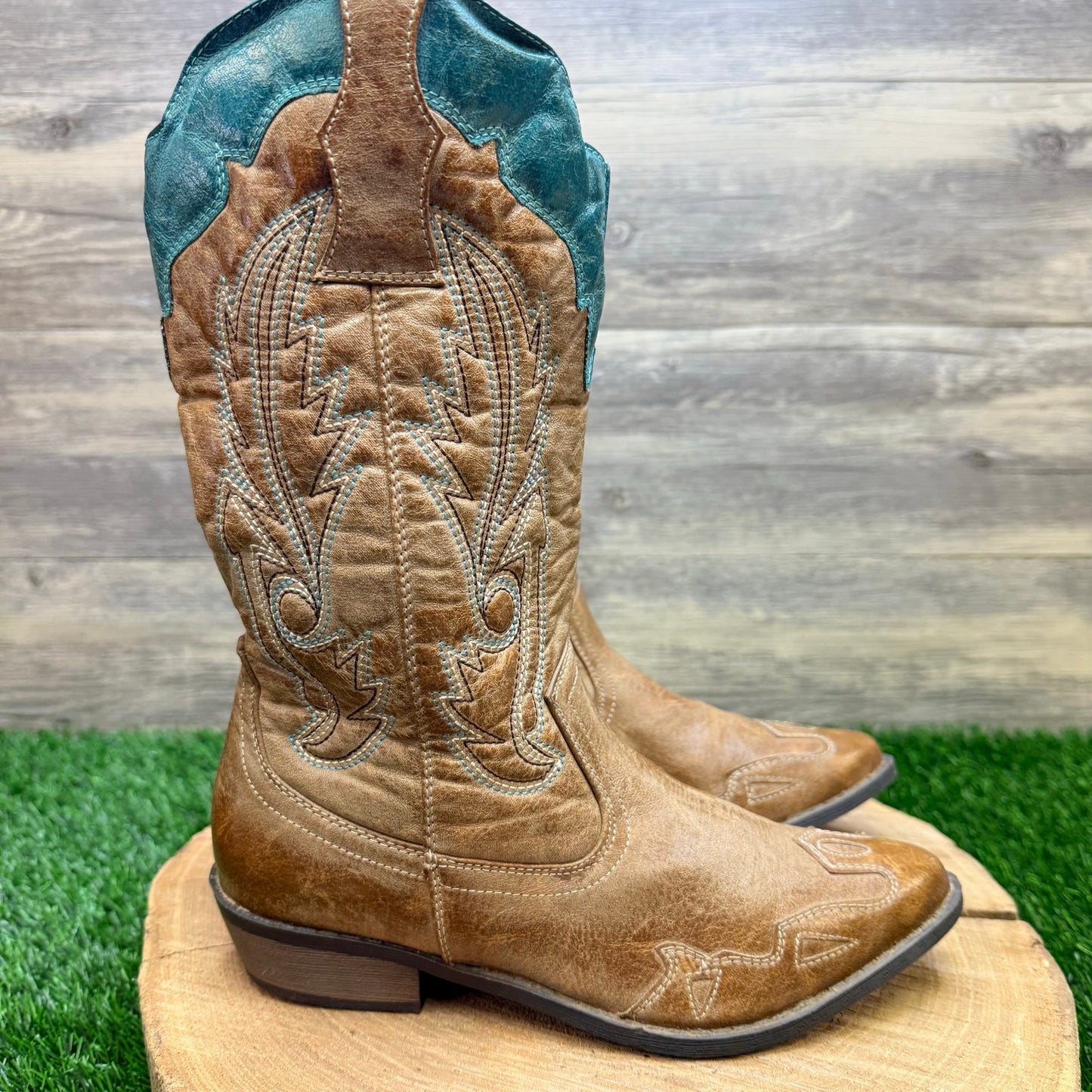 Coconuts Women - Size 6.5M - Tan / Turquoise Soft Faux Cowboy Boots Cimmaron