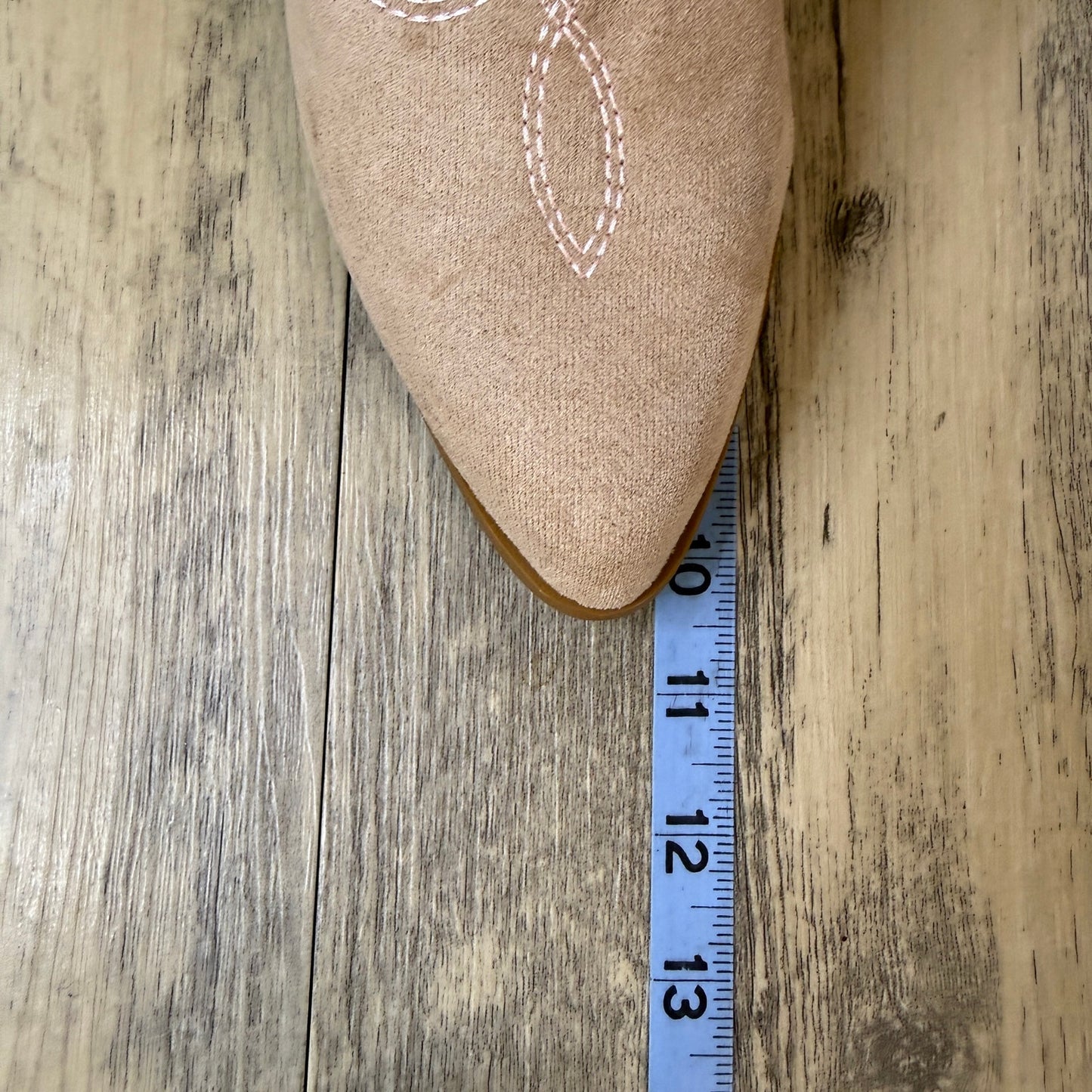 Unknown Women - Size 8 - Bone Flame Faux Suede Boots